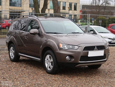 Mitsubishi Outlander II , Salon Polska, Serwis ASO, Skóra, Navi, Klimatronic,