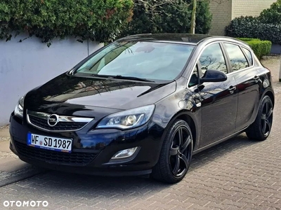 Opel Astra 1.4 Turbo Cosmo