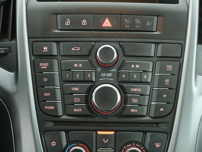 Opel Astra 2016 1.6 16V 127685km ABS klimatyzacja manualna