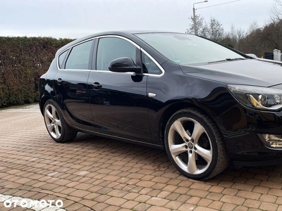 Opel Astra IV 2.0 CDTI Cosmo