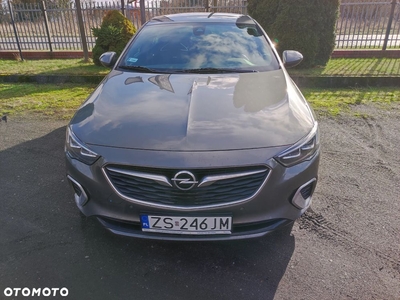 Opel Insignia 2.0 T 4x4 GSi S&S