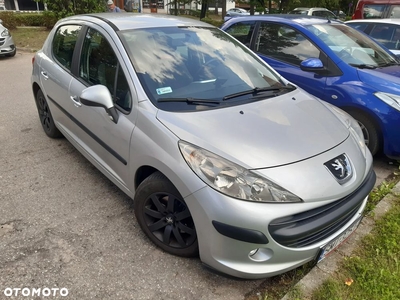 Peugeot 207 1.4 16V Presence