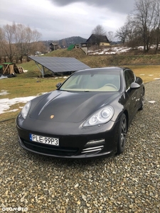 Porsche Panamera 4S