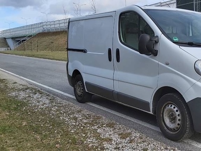 RENAULT TRAFIC 2,0DCI 90KM 2008r Furgon L1H1 zarejestrowany