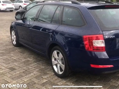 Skoda Octavia Combi 2.0 TDI DSG Style