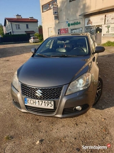 Suzuki Kizashi awd