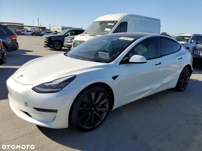 Tesla Model 3 Allradantrieb Dual Motor Performance