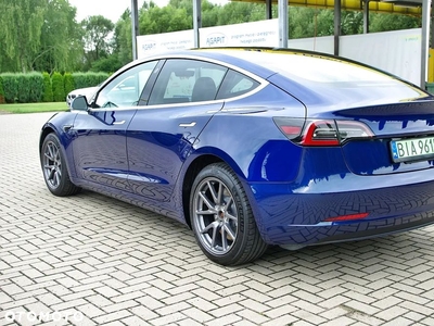 Tesla Model 3 Standard Reichweite Plus Hinterradantrieb