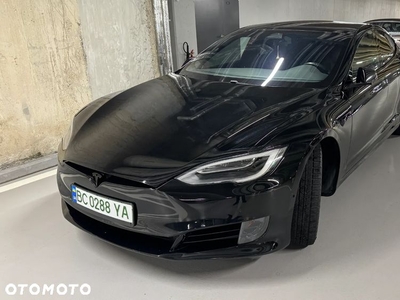 Tesla Model S Standard