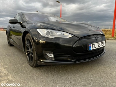 Tesla Model S Standard