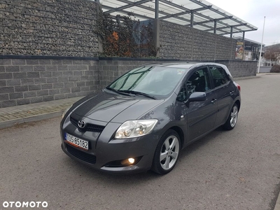 Toyota Auris 1.6 VVT-i Sol