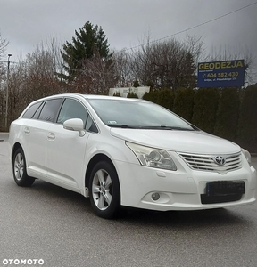 Toyota Avensis 1.8 Luna