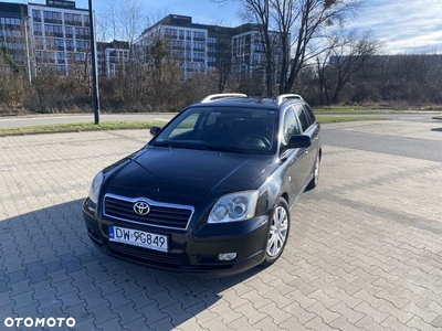 Toyota Avensis 1.8 VVT-i Combi