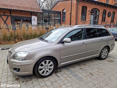 Toyota Avensis 2.0 VVT-i Prestige