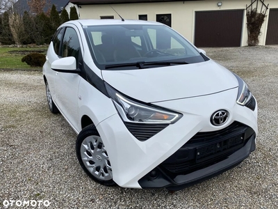 Toyota Aygo x-play