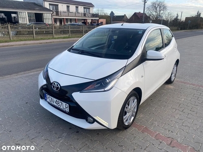 Toyota Aygo x-play touch