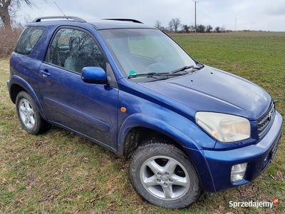 TOYOTA RAV4 napęd 4x4 2,0 benzyna 150 KM