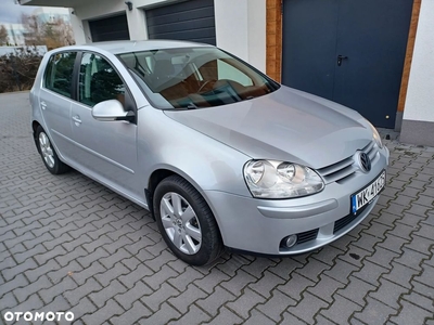 Volkswagen Golf V 1.6 Q-Line