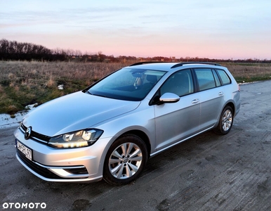 Volkswagen Golf VII 1.6 TDI BMT Comfortline