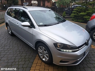 Volkswagen Golf VII 1.6 TDI BMT Comfortline