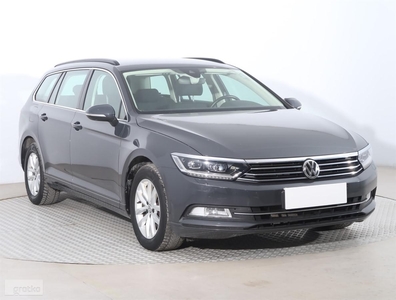 Volkswagen Passat B8 , Salon Polska, Serwis ASO, Automat, VAT 23%, Navi,