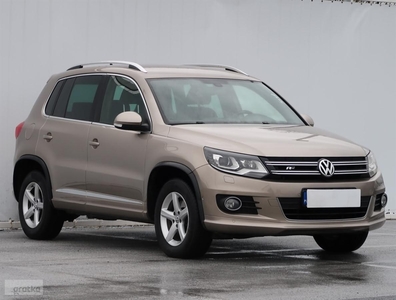 Volkswagen Tiguan , Salon Polska, Serwis ASO, DSG, Navi, Xenon, Bi-Xenon,