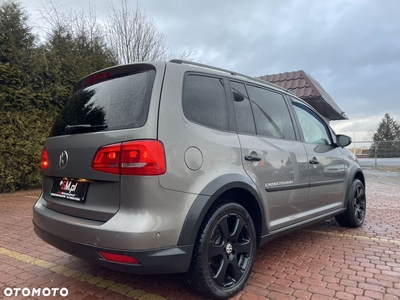 Volkswagen Touran 1.4 TSI Cross