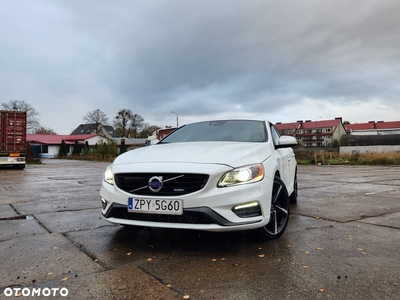 Volvo S60 T6 AWD R-Design Summum