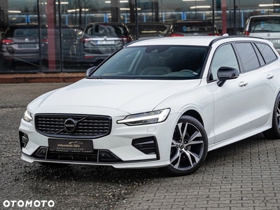 Volvo V60 B4 D Ultimate Dark