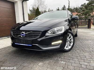 Volvo V60 D2 Momentum