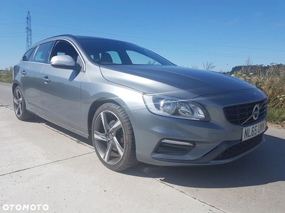 Volvo V60 D4 R-Design