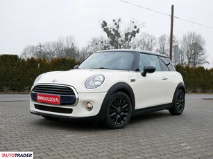 Mini Cooper 1.5 benzyna 136 KM 2016r. (Goczałkowice-Zdrój)