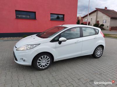 Ford Fiesta 1.4 16V - świetny stan + 2 komplety kół