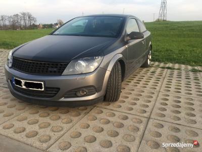 Opel Astra H 2005 rok 200 koni