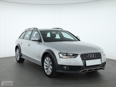 Audi A4 IV (B8) , 174 KM, Klimatronic, Tempomat, Parktronic,