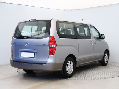 Hyundai H