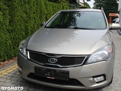 Kia Ceed Cee'd 1.4 Comfort +