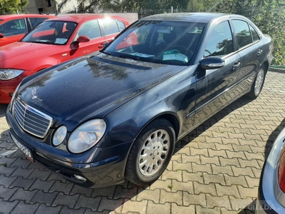 MERCEDES E 220 SEDAN Automat-Szyberdach