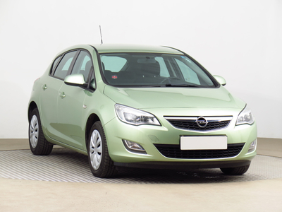 Opel Astra 2015 1.6 16V 74883km ABS klimatyzacja manualna