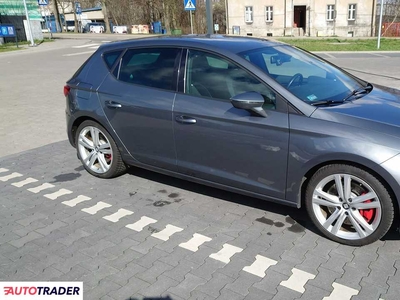 Seat Leon 2.0 benzyna 265 KM 2015r. (Mikołów)