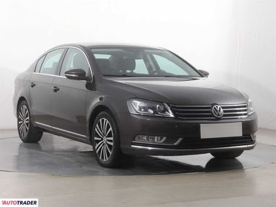 Volkswagen Passat 2.0 138 KM 2014r. (Piaseczno)