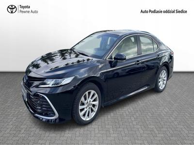 Toyota Camry IX 2021