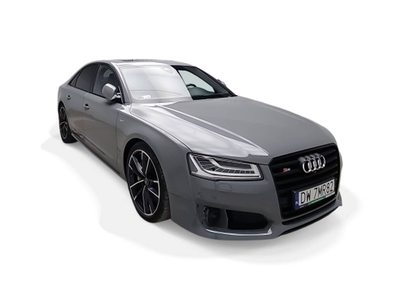 Audi S8