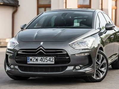 DS 5 Hatchback (Citroen) 2.0 Blue HDi 181KM 2014