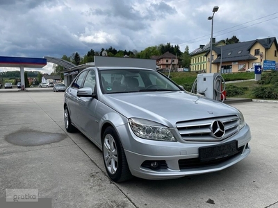 Mercedes-Benz Klasa C W204 200 CDI Avantgarde 2.2D 136KM 2009r