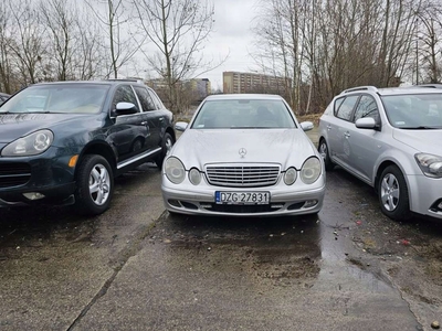 Mercedes Klasa E W211 Sedan W211 2.1 (220 CDI) 150KM 2005