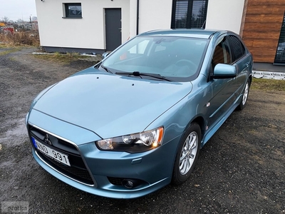 Mitsubishi Lancer VIII 1.8 Invite