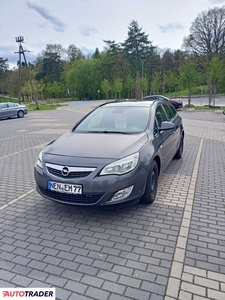 Opel Astra 1.7 diesel 110 KM 2012r. (police)