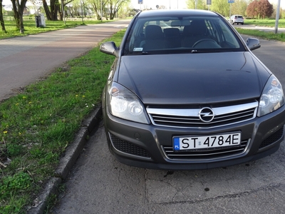 Opel Astra H Astra H Classic 1.6 115 KM - pierwszy właściciel