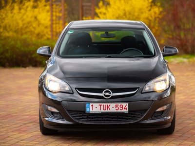 Opel Astra J 2015 Lift 1.4 benzyna SUPER STAN